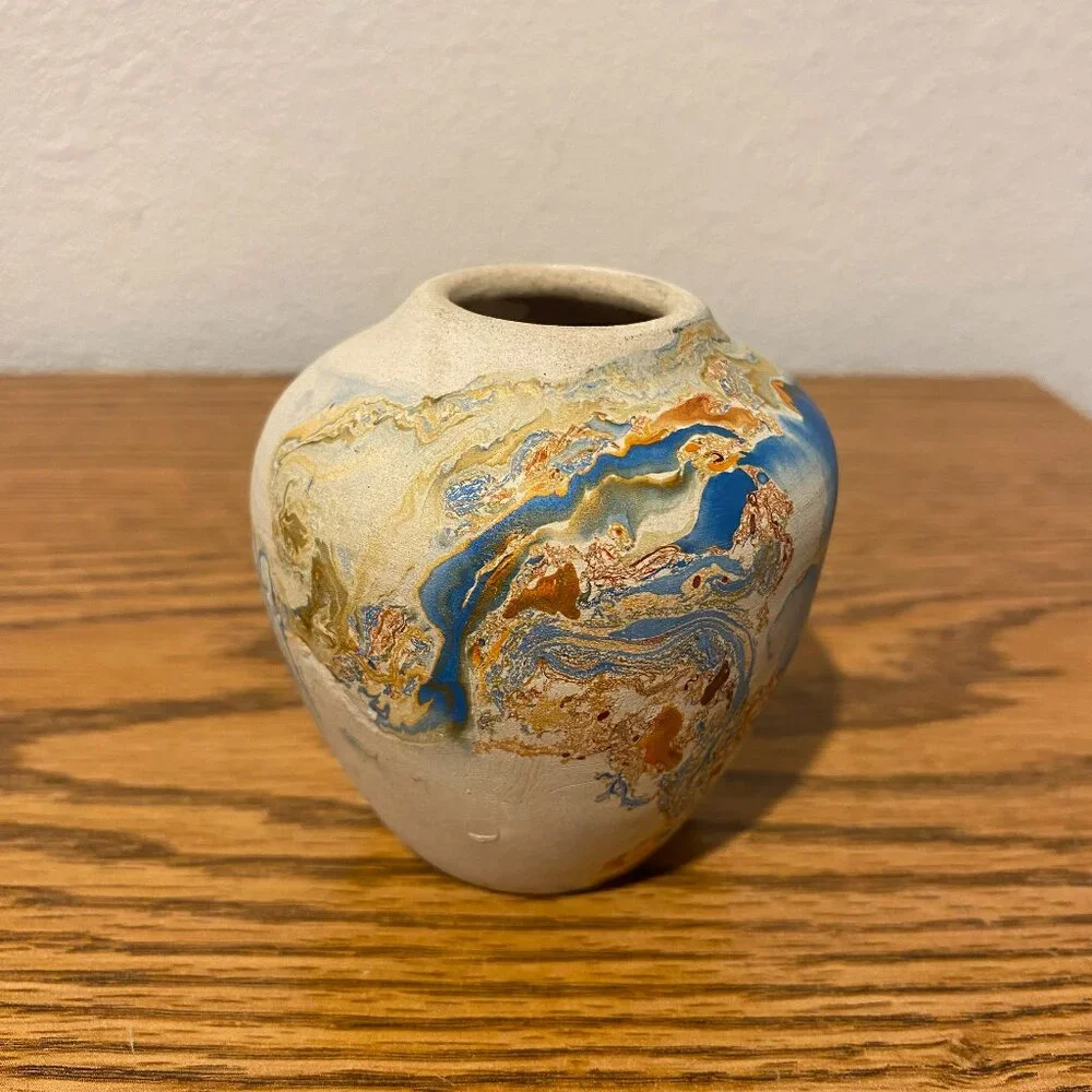 Nemadji Pottery Mini Vase - Picture 5 of 11